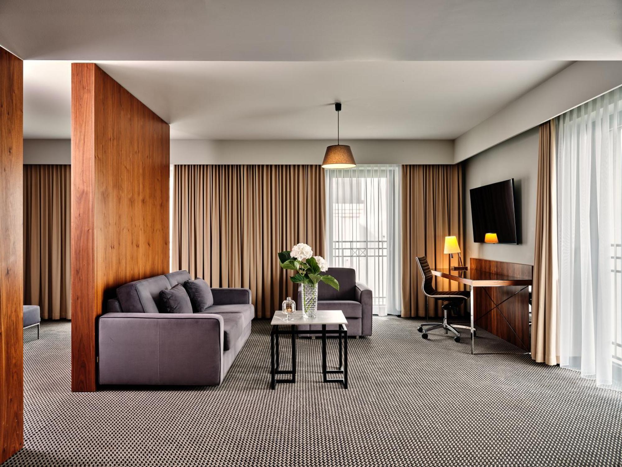 Heron Live Hotel Marina & Spa Grodek Nad Dunajcem Exterior photo